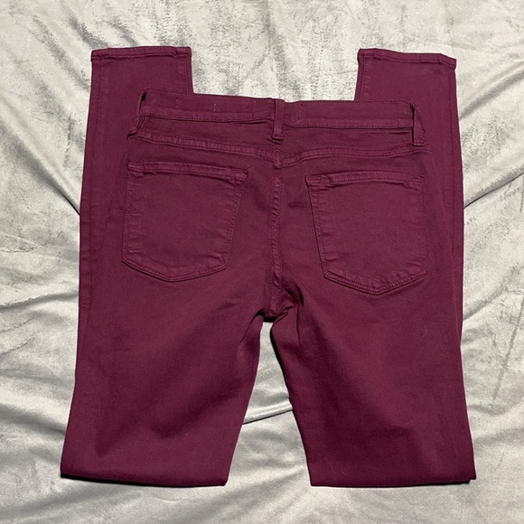 🥰🥰Frame Denim Burgundy Distressed Skinny Jeans🥰🥰 - Picture 5 of 11